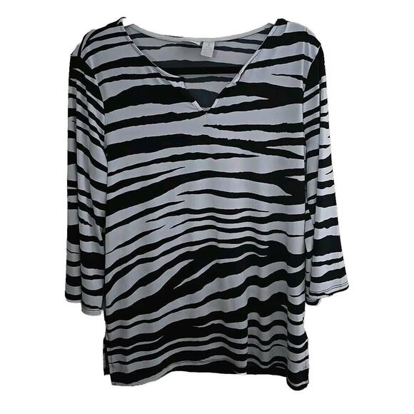 Chico's White Zebra Print Split Neck Relaxed Fit 3/4 Sleeve Top Womans Sz 1 MD - Picture 1 of 4
